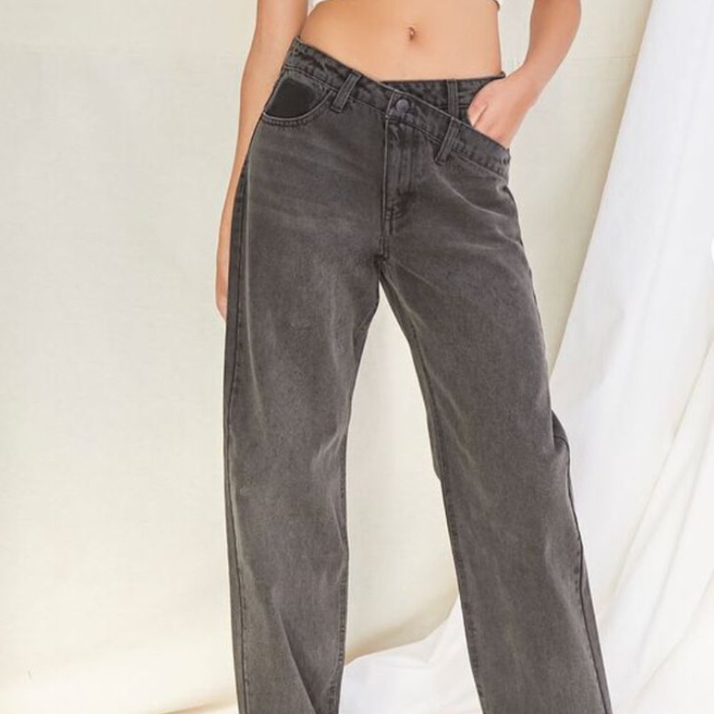 FOREVER 21 Crisscross Waist 90s Fit Jeans - Dark Gray Wash